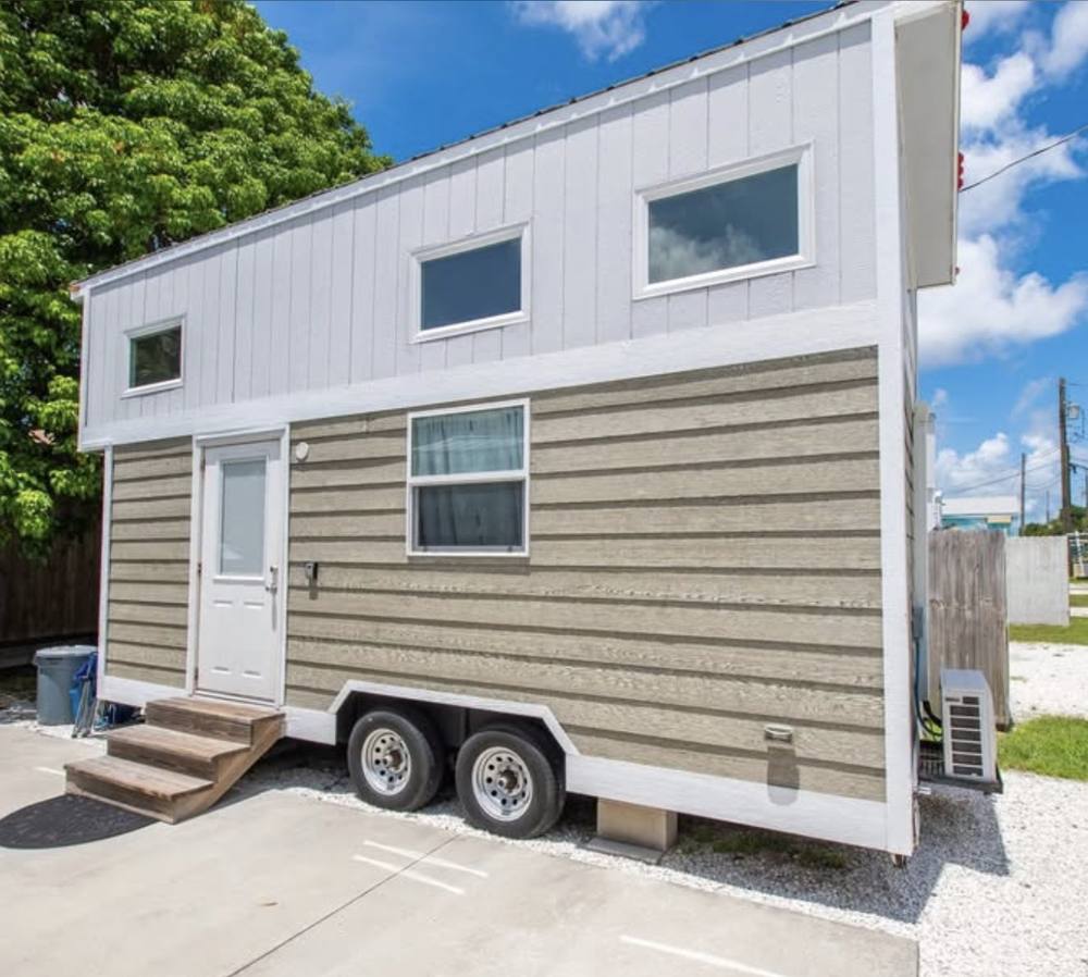 2017 Tiny House on Wheels — 24 ft