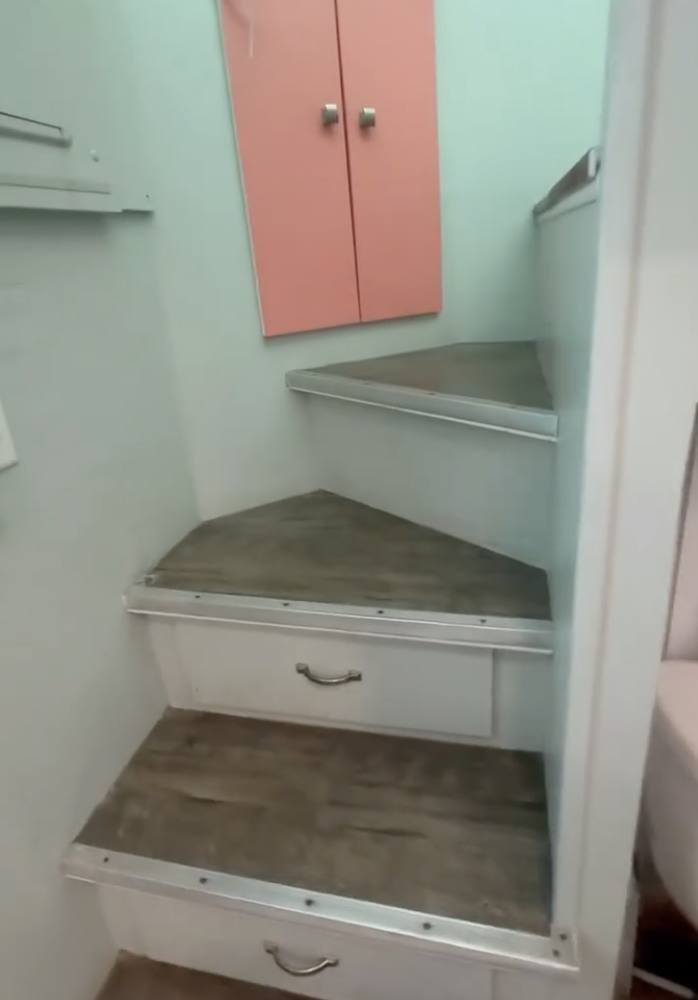 2017 Tiny House on Wheels — 24 ft photo 6